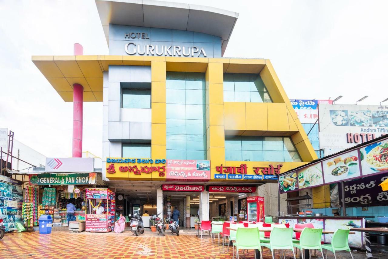 Spot On 42793 Hotel Gurukrupa Shirdi Buitenkant foto
